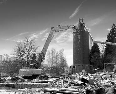 demolice-likvidace-oceloveho-sila-th.jpg